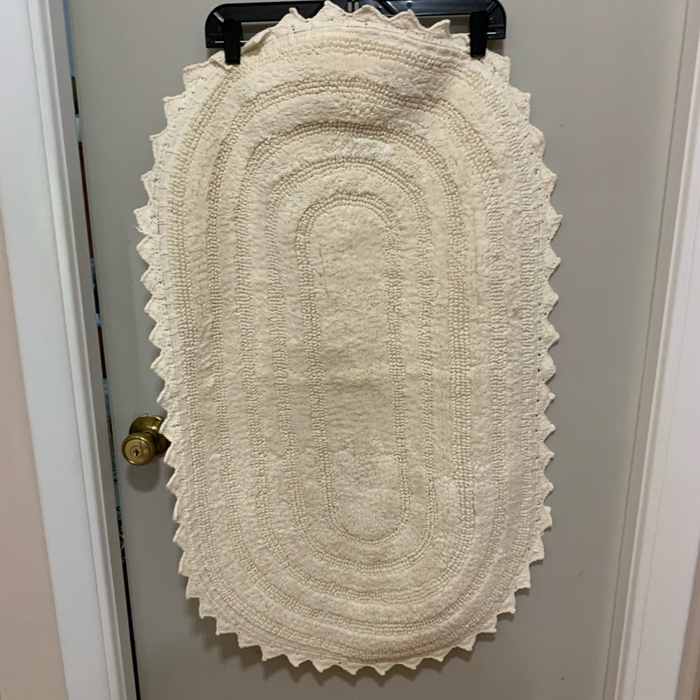 Crochet border Cream Bath Rug